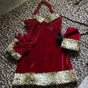 Sexy Santa Christmas costume hat and gloves. Pinup